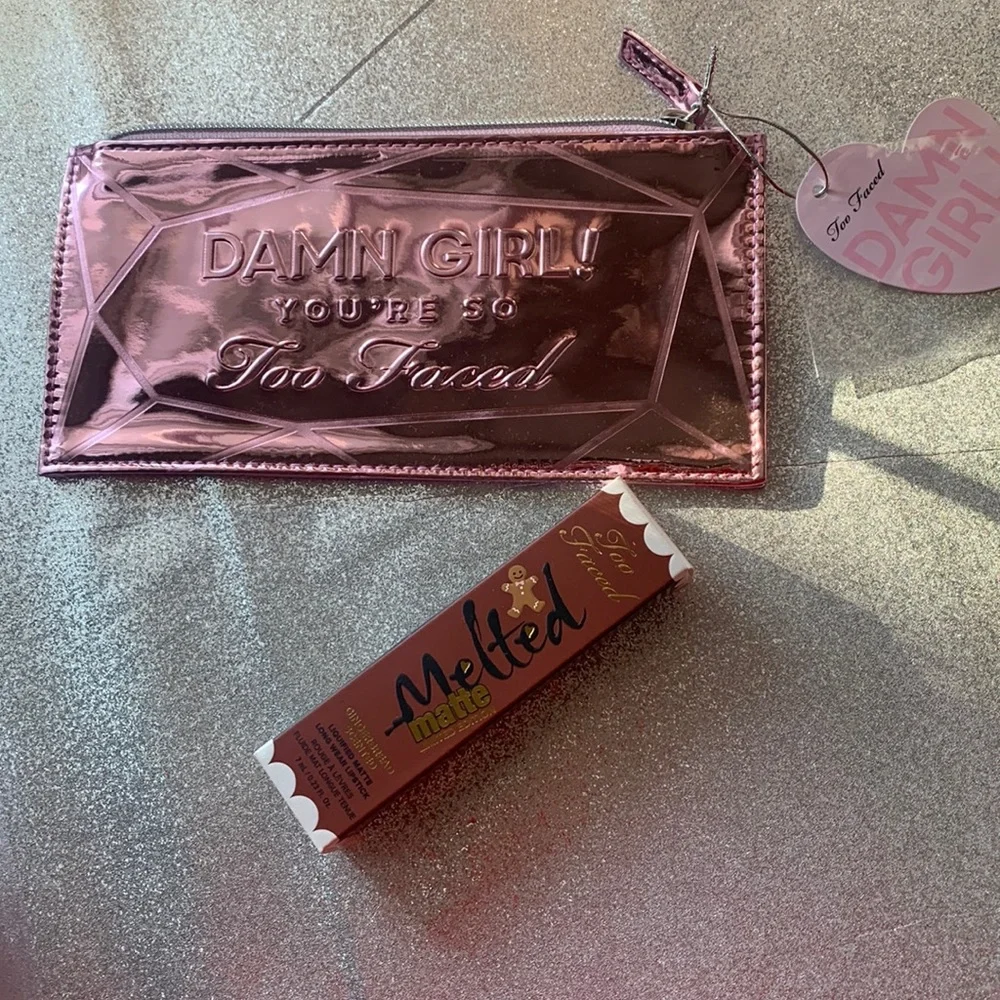 Too Faced “Damn Girl‎ You're so Too Faced” Makeup bag